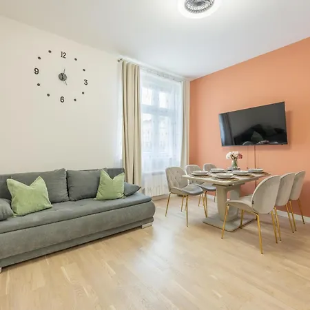 Wa605 - By Wenceslas Square Fit Up To 6 Guests * 布拉格